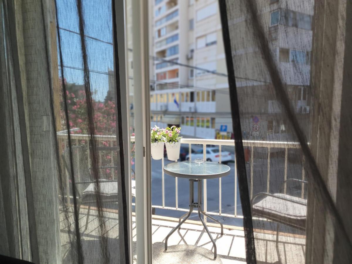 Apartment Tonka Šibenik Exterior foto